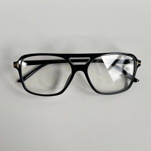 Vintage style black rounded square glasses